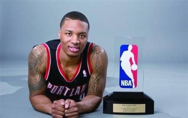 并期待他们 并期待他们