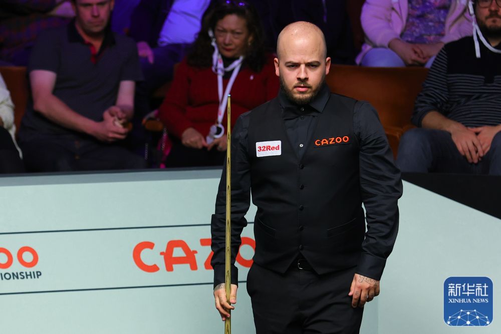 的中场控制 的中场控制